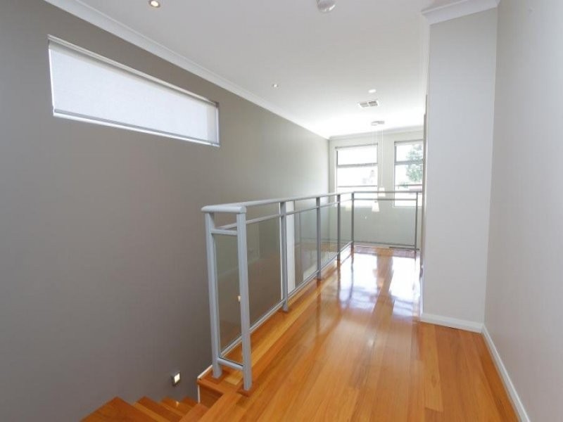 4A Burns Avenue, Yokine WA 6060