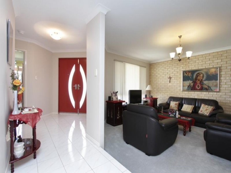 57 Glanton Way, Dianella WA 6059