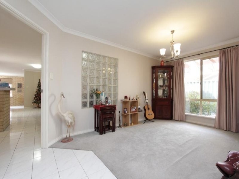 57 Glanton Way, Dianella WA 6059