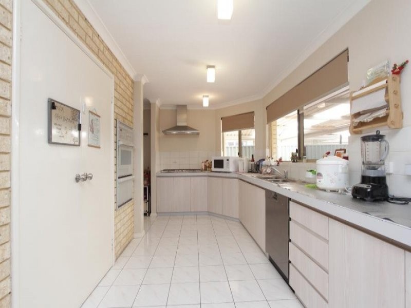 57 Glanton Way, Dianella WA 6059