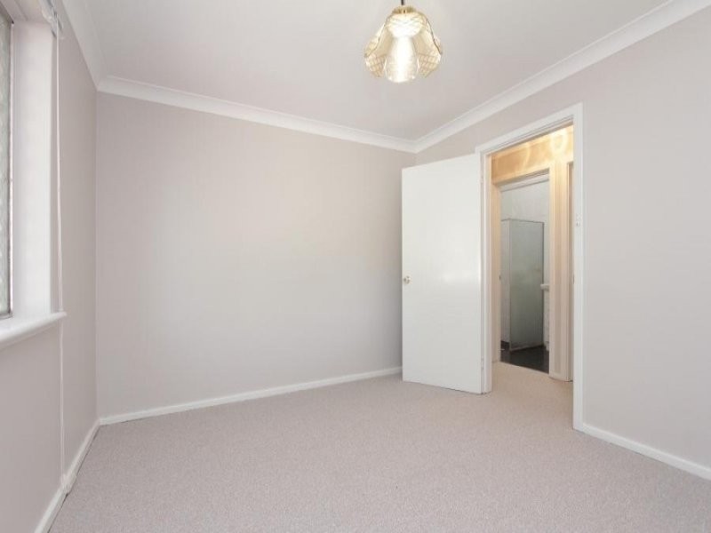 7/42B Dryden Street, Yokine WA 6060