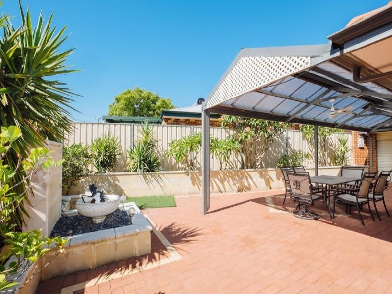 15 Menmuir Place, Bayswater WA 6053