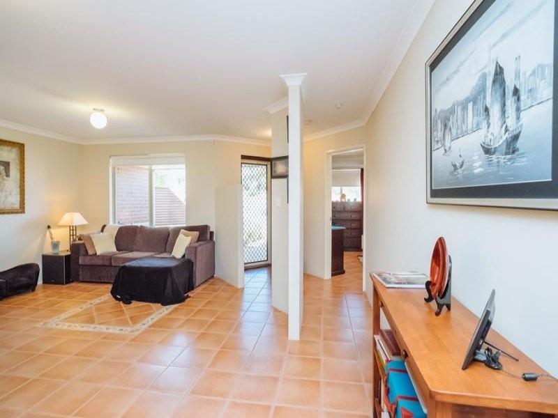 15 Menmuir Place, Bayswater WA 6053
