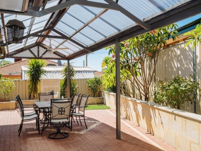 15 Menmuir Place, Bayswater WA 6053