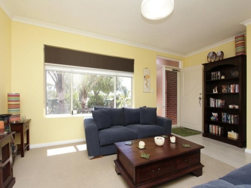 2A Darby Street, Maylands WA 6051