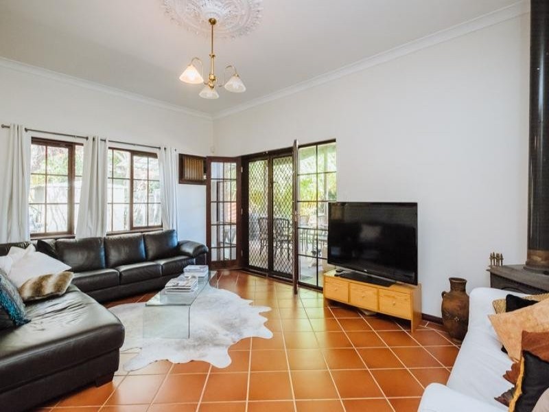 22 Woodroyd Street, Mount Lawley WA 6050