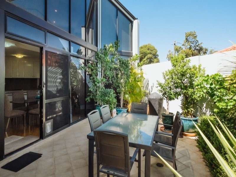 17 Lanark Street, Coolbinia WA 6050