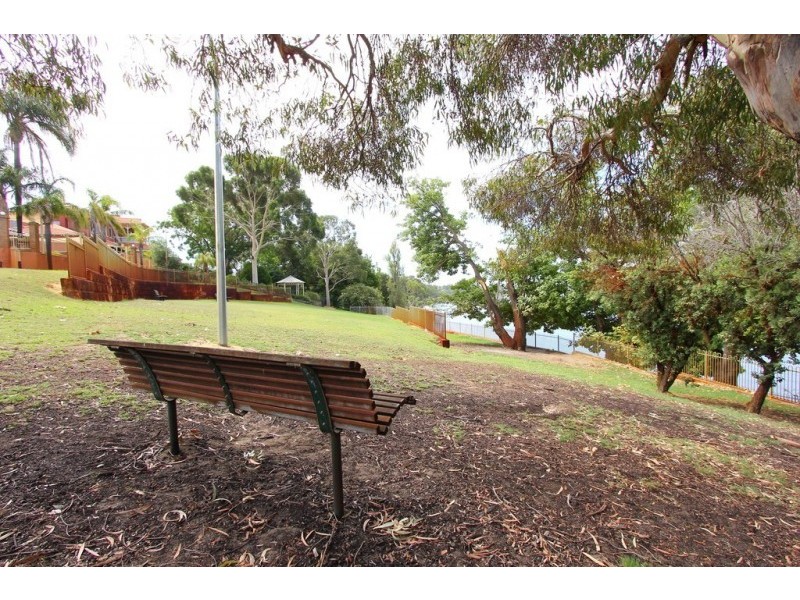 60/12 Wall Street, Maylands WA 6051