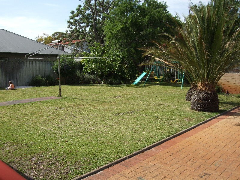 9 Peebles Road, Floreat WA 6014