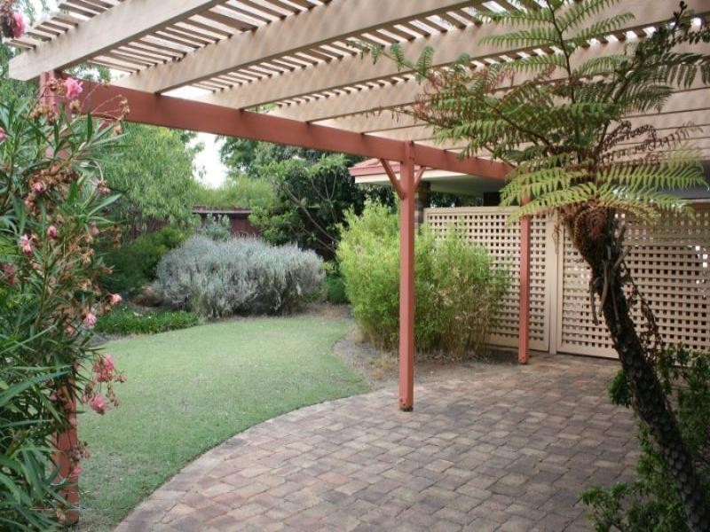 2 Edwards Green, Floreat WA 6014