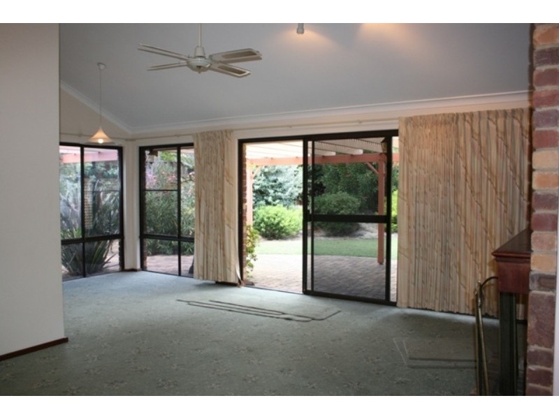 2 Edwards Green, Floreat WA 6014