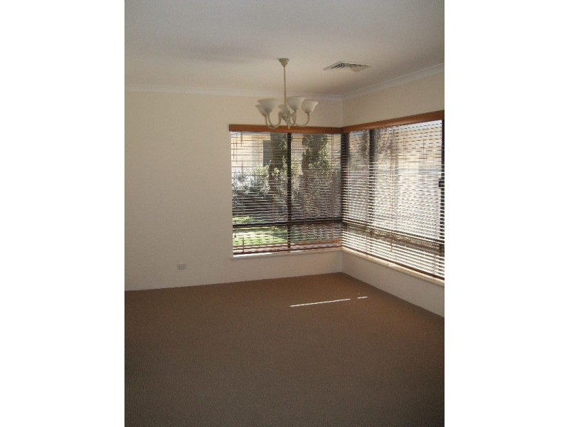 16 Velsheda Green, Ocean Reef WA 6027