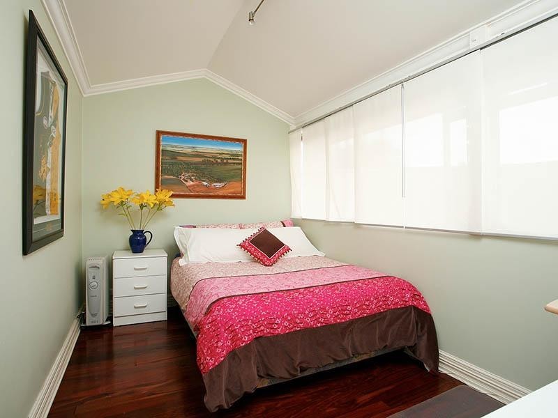 1/99 Manning Road, Manning WA 6152