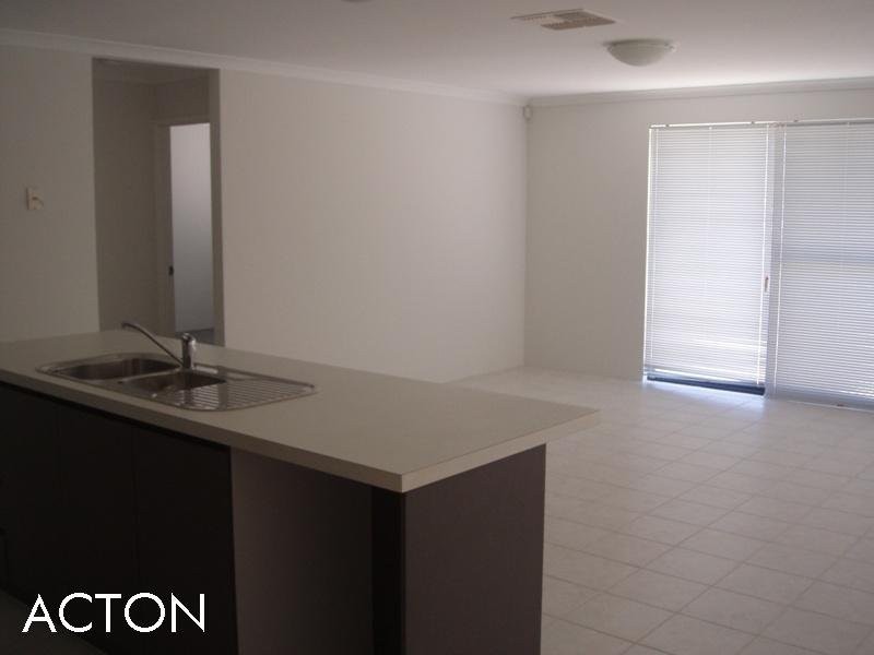 6 Galileo Avenue, Tapping WA 6065