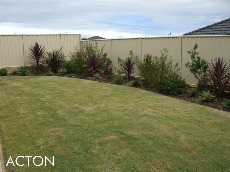 6 Galileo Avenue, Tapping WA 6065