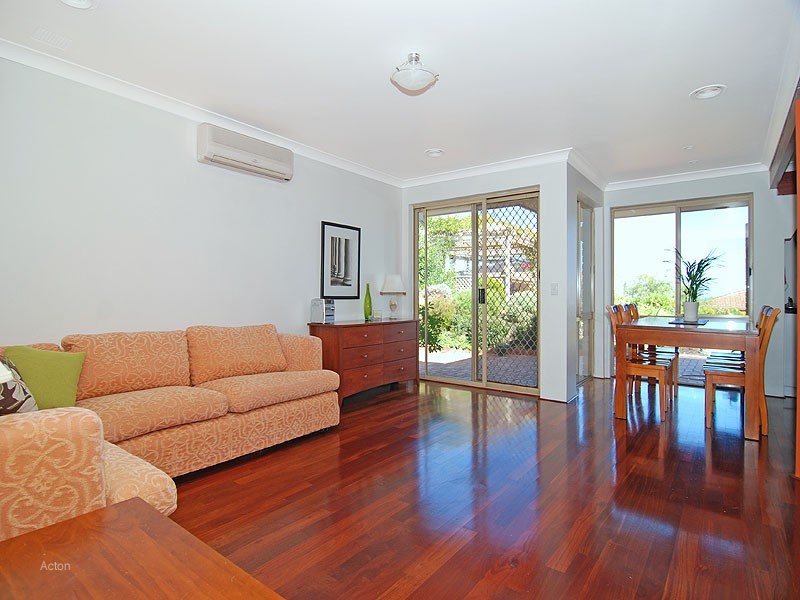 16 Couragous Place, Ocean Reef WA 6027