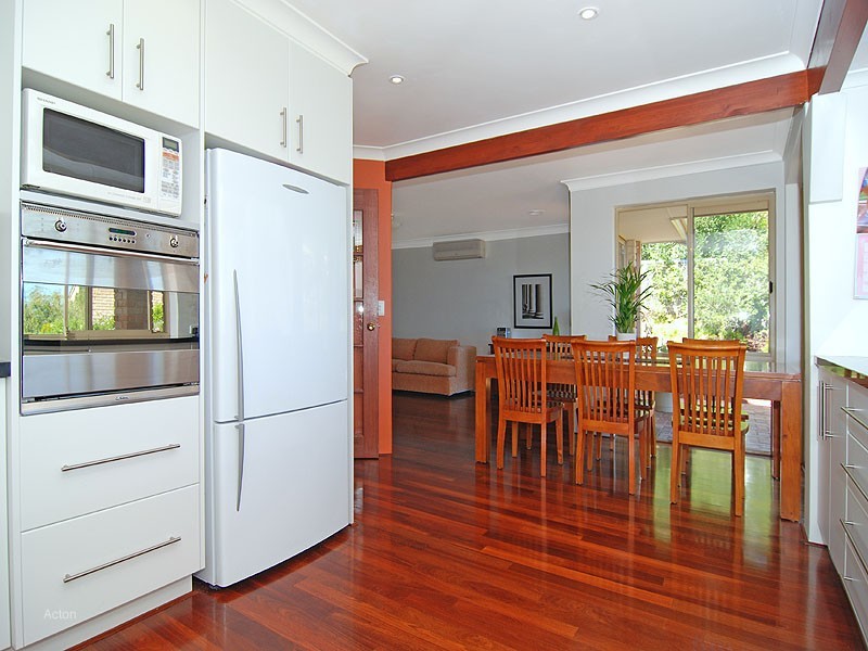 16 Couragous Place, Ocean Reef WA 6027