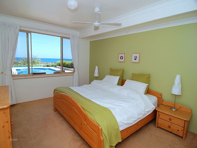 16 Couragous Place, Ocean Reef WA 6027