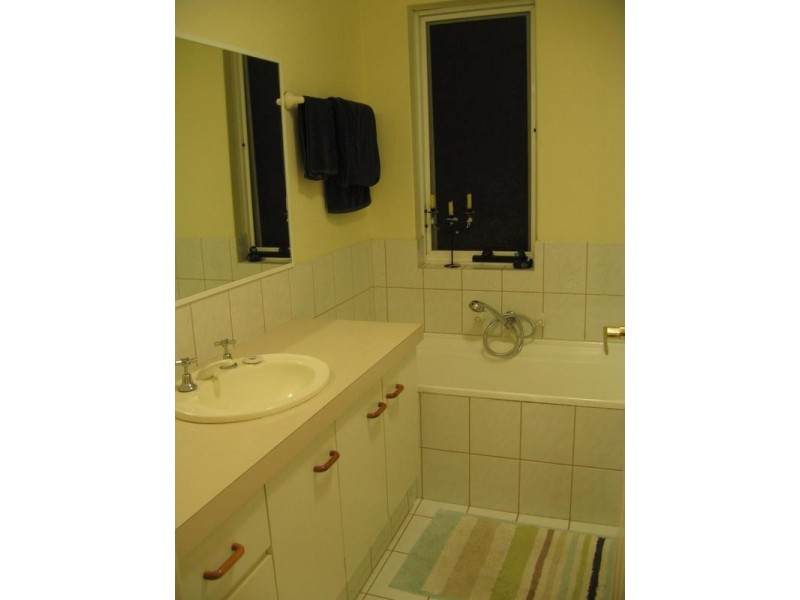 24/18 St Johns Wood Boulevard, Mount Claremont WA 6010