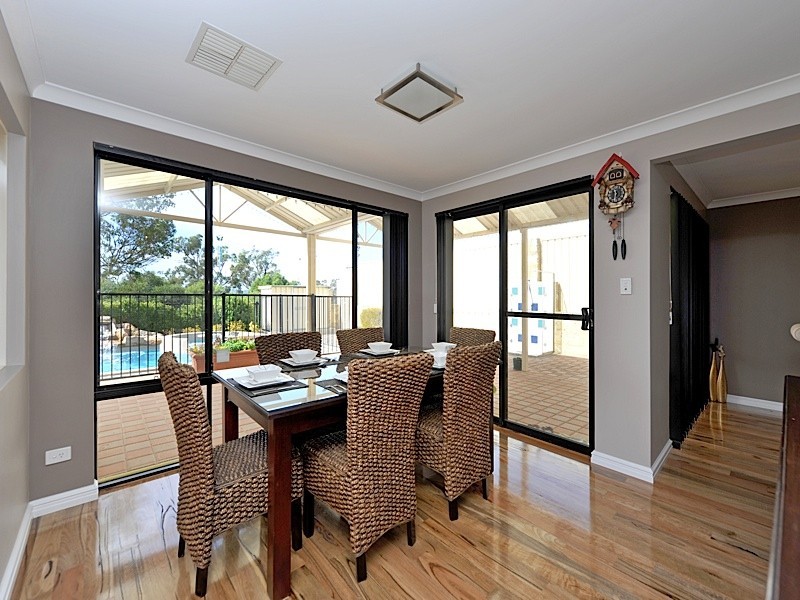 26 WOODLEA Crescent, Joondalup WA 6027
