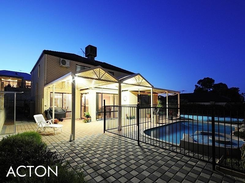 26 WOODLEA Crescent, Joondalup WA 6027