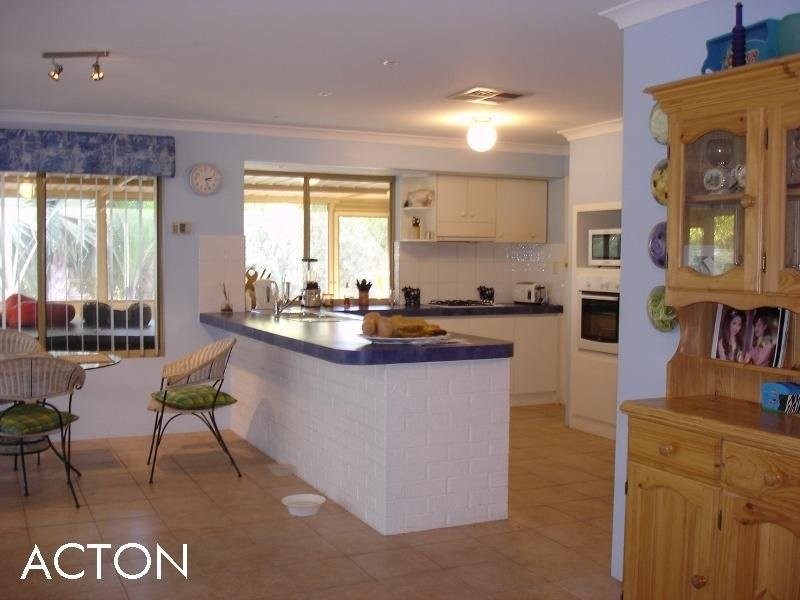 43 Sovereign Hill Drive, Gabbadah WA 6041