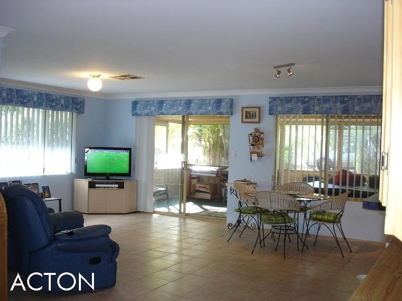 43 Sovereign Hill Drive, Gabbadah WA 6041