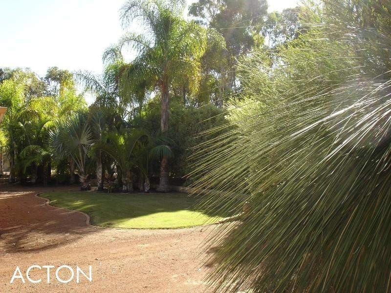 43 Sovereign Hill Drive, Gabbadah WA 6041