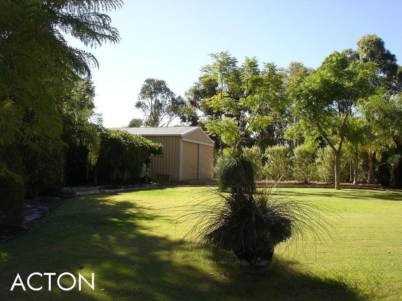 43 Sovereign Hill Drive, Gabbadah WA 6041