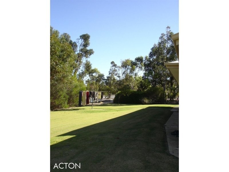 43 Sovereign Hill Drive, Gabbadah WA 6041