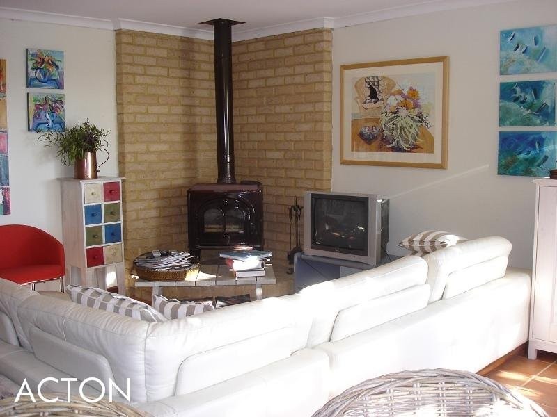 23 Hackney Way, Yanchep WA 6035