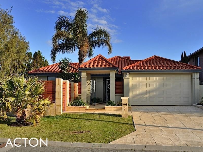 2 Graton Loop, Iluka WA 6028