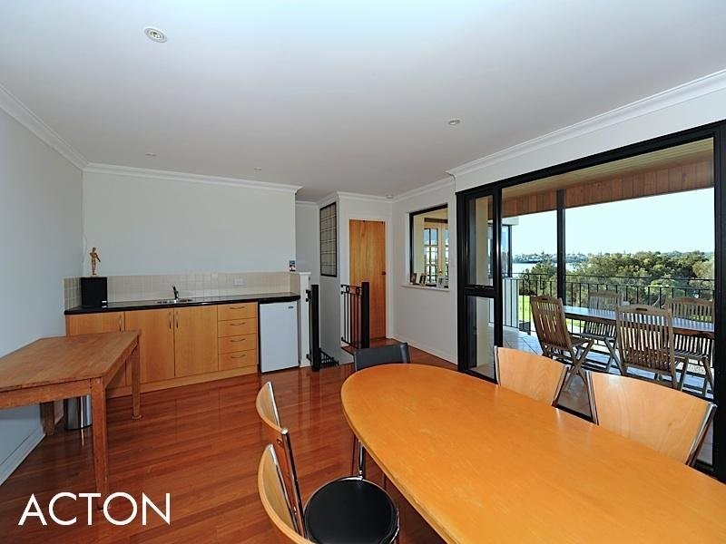 24 Burke Drive, Attadale WA 6156