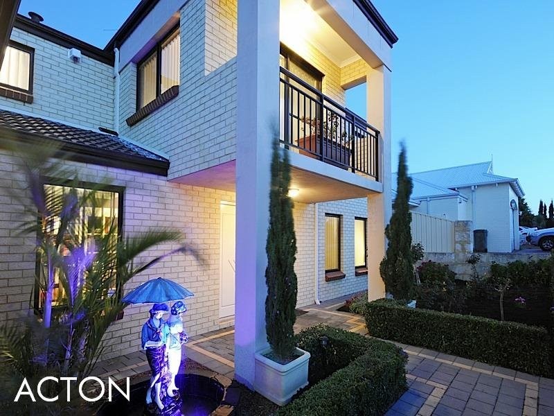 26 Woodlea Crescent, Joondalup WA 6027