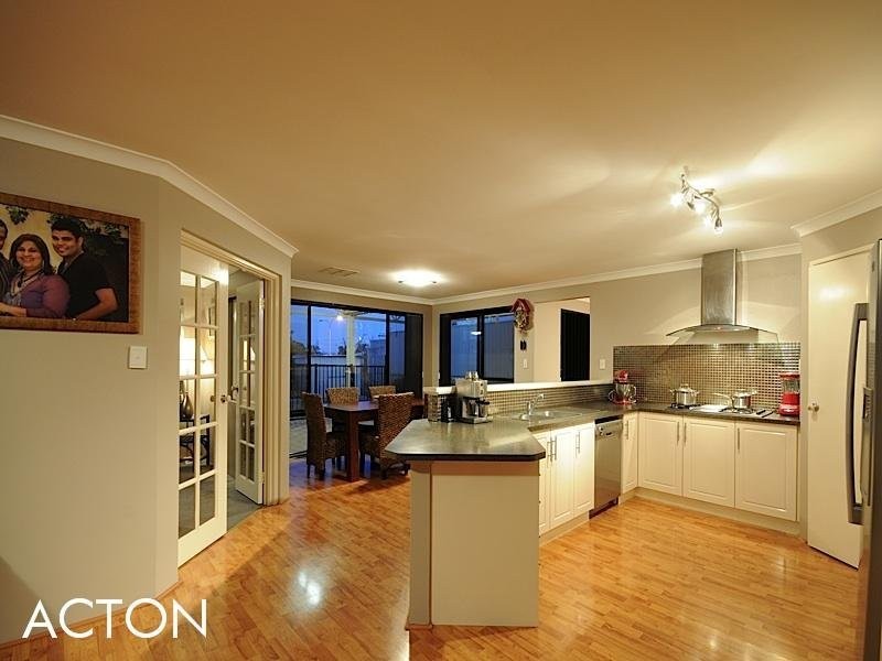 26 Woodlea Crescent, Joondalup WA 6027