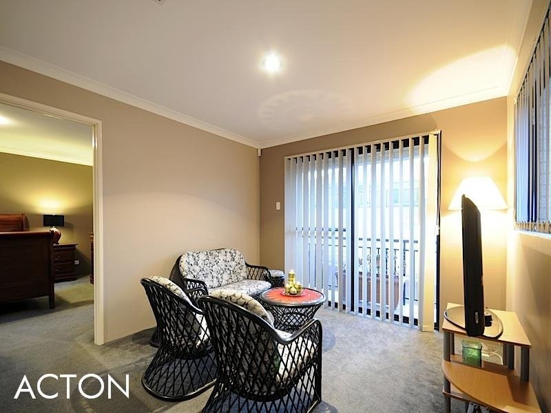 26 Woodlea Crescent, Joondalup WA 6027