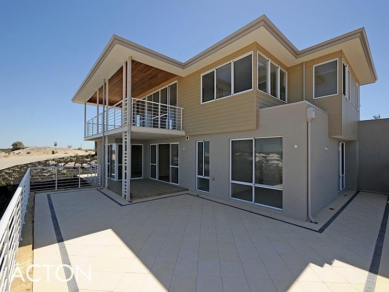 8 Knoll Rise, Yanchep WA 6035