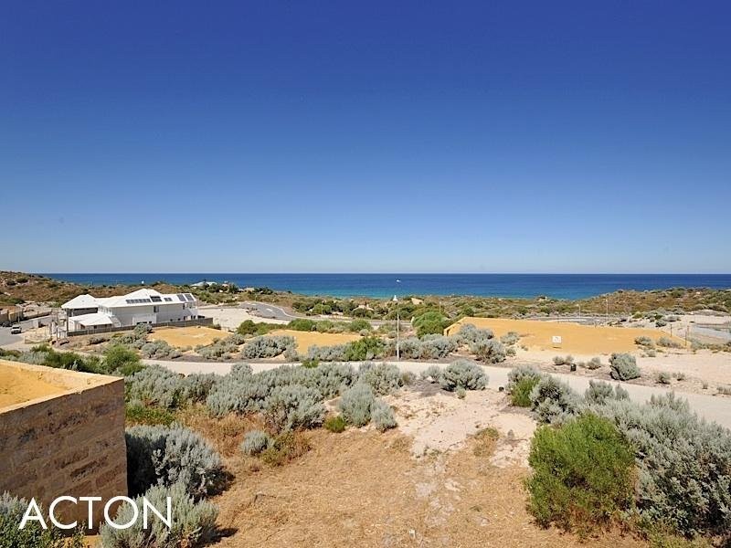 8 Knoll Rise, Yanchep WA 6035