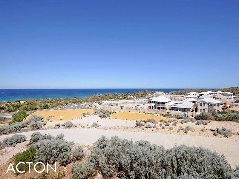 8 Knoll Rise, Yanchep WA 6035