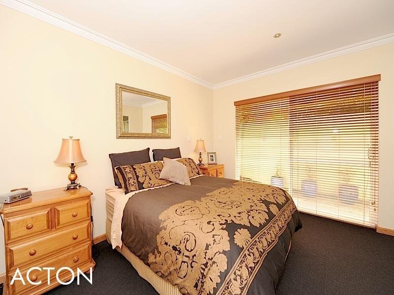 10 Donegal Road, Floreat WA 6014