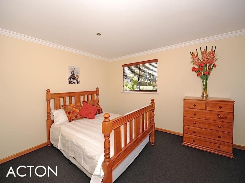 10 Donegal Road, Floreat WA 6014
