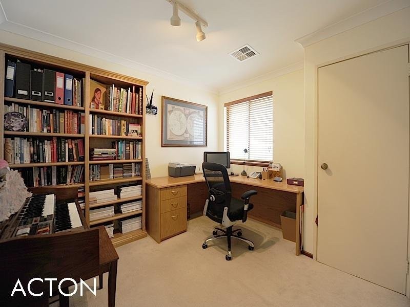 1 KARLA Place, City Beach WA 6015