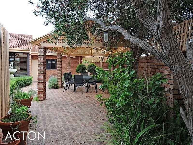 1 KARLA Place, City Beach WA 6015