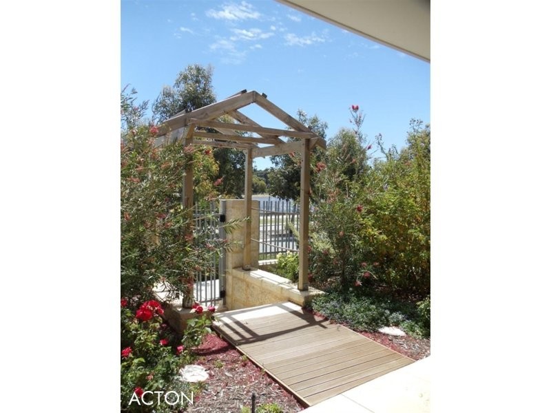 32 Beachside Parade, Yanchep WA 6035