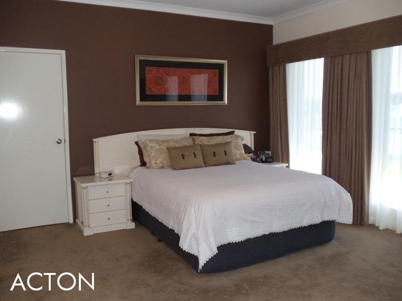 32 Beachside Parade, Yanchep WA 6035