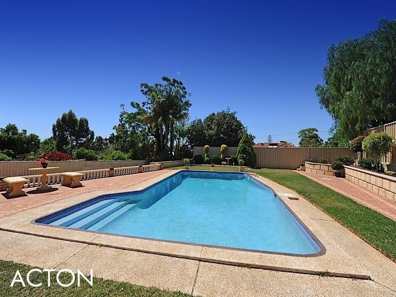 10 DUNBLANE Road, Floreat WA 6014