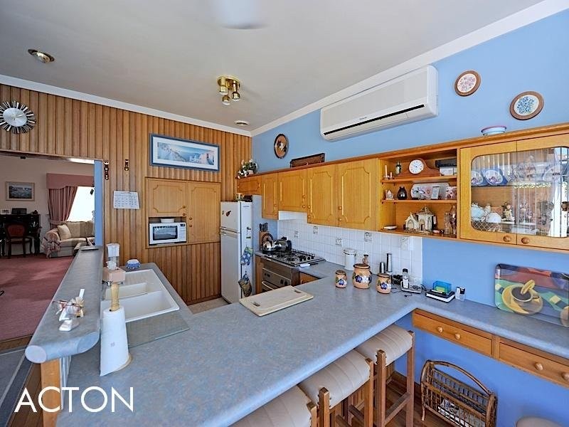 10 DUNBLANE Road, Floreat WA 6014