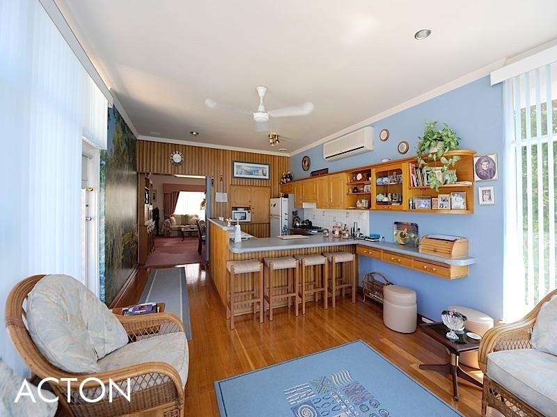10 DUNBLANE Road, Floreat WA 6014