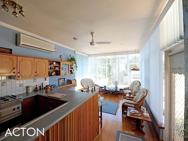 10 DUNBLANE Road, Floreat WA 6014