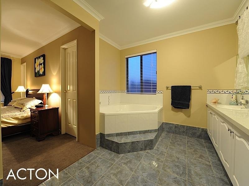 3 Lopez Way, Iluka WA 6028
